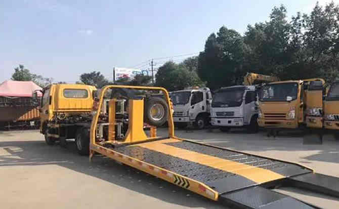 钟山汽车中途维修案例